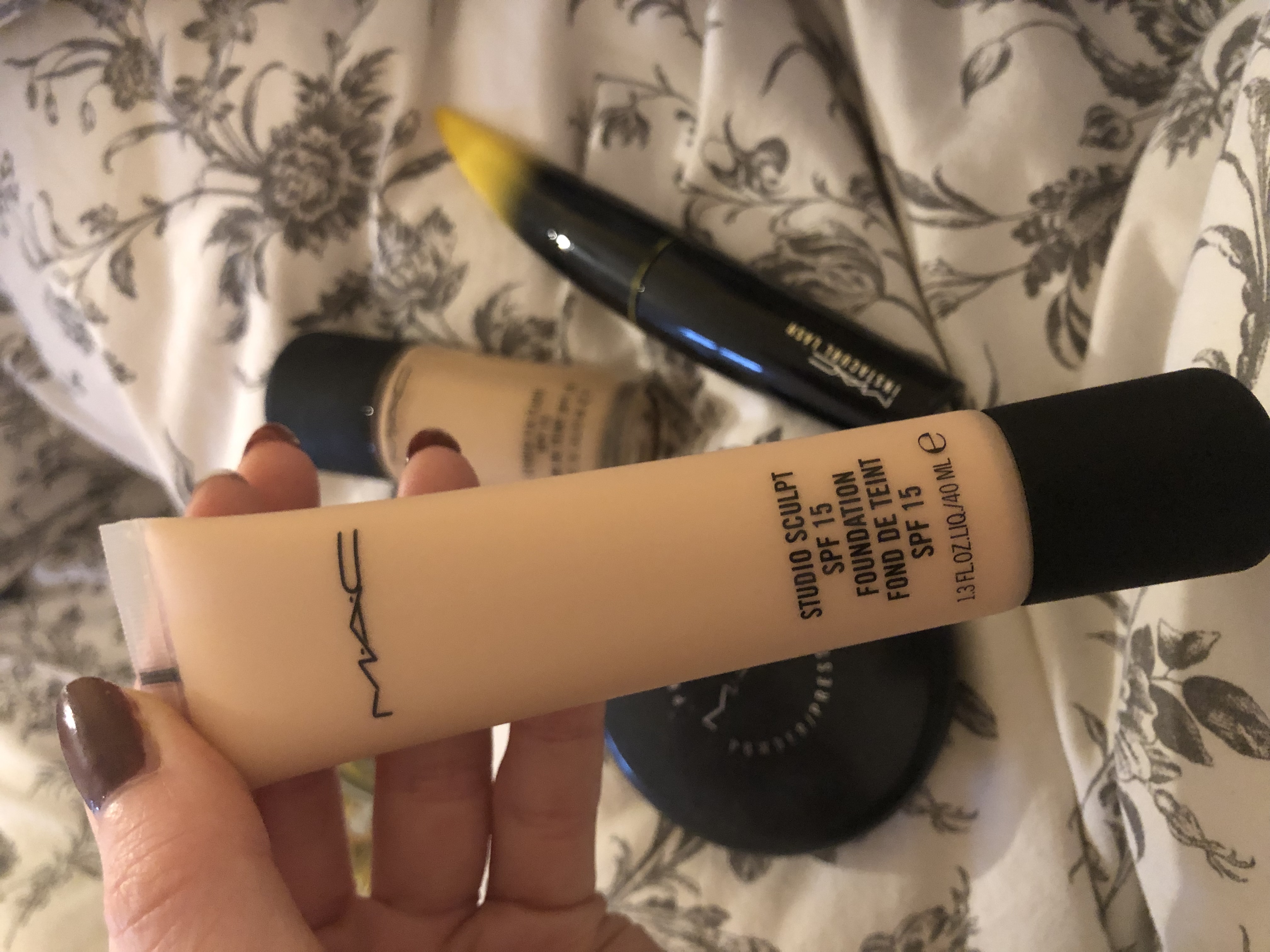 Studio Sculpt Foundation SPF15 | MAC Goed voor droge huid ! - We Are Eves:  honest cosmetic reviews.