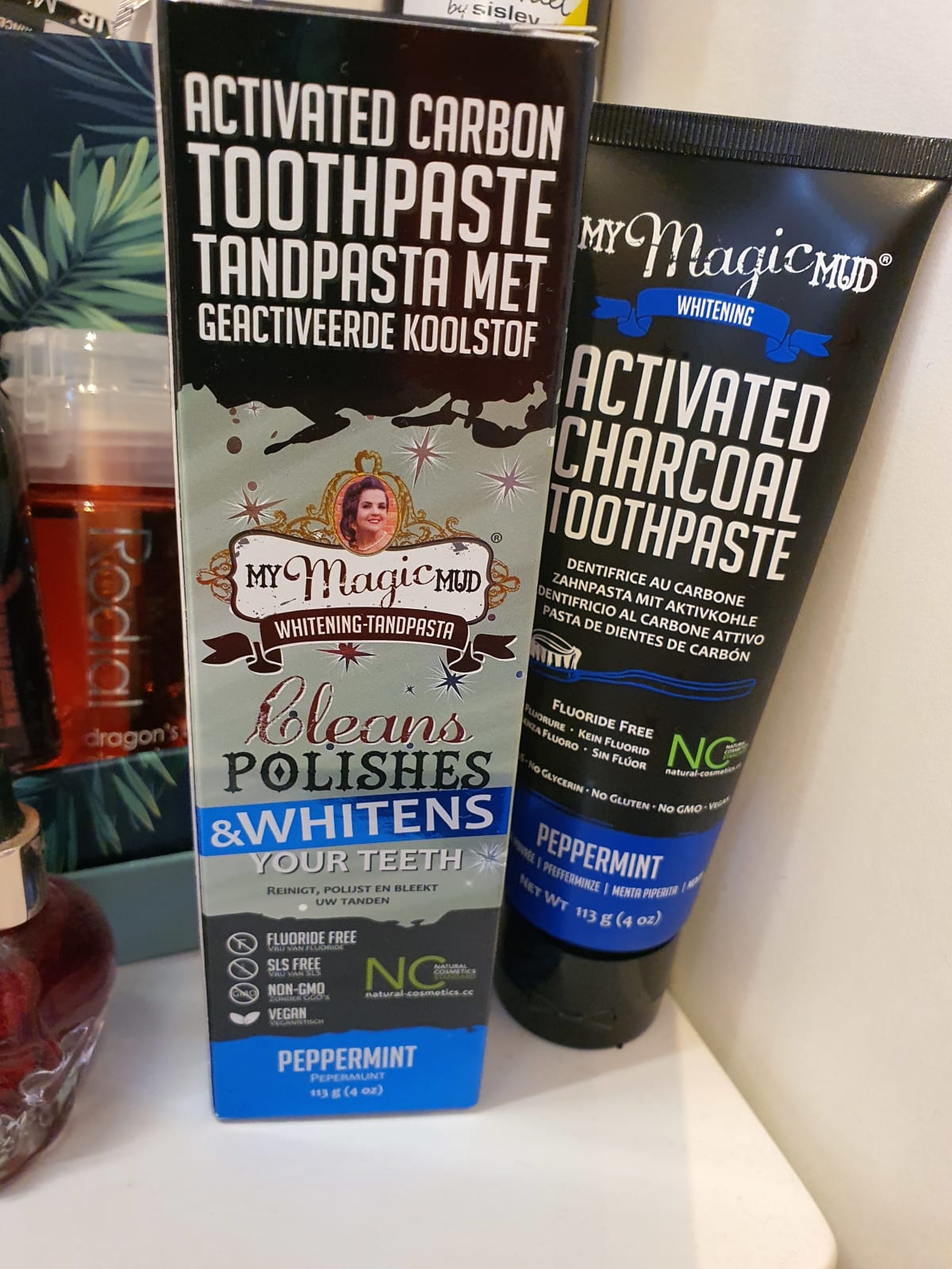 Activated Carbon Tandpasta (Charcoal Toothpaste Peppermint) - review image
