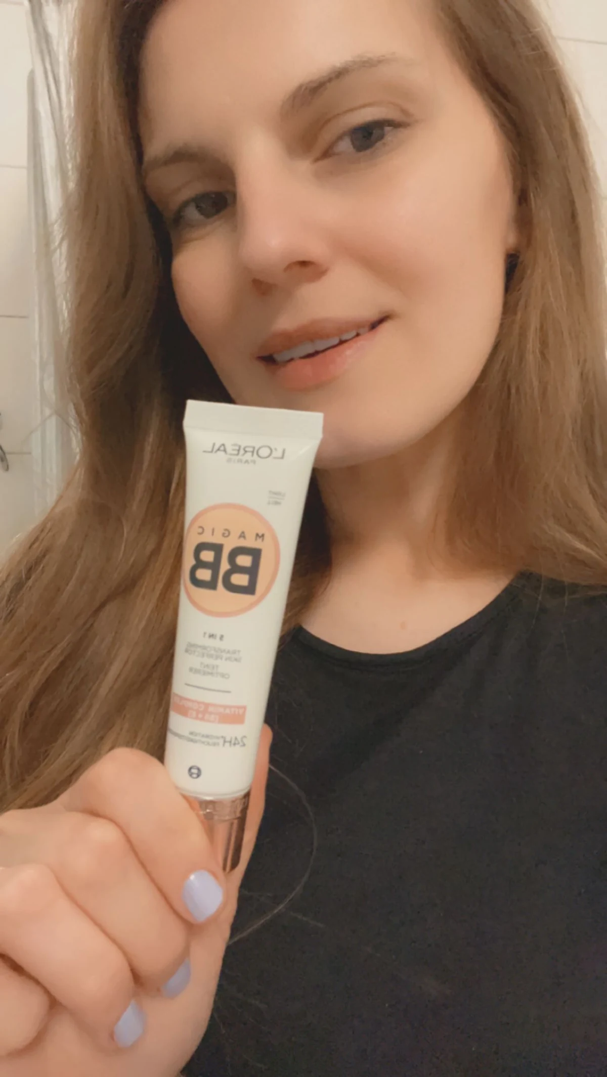 L'Oreal - Wake Up & Glow Bb C'Est Magic Spf20 - Bb Cream Light | L ...