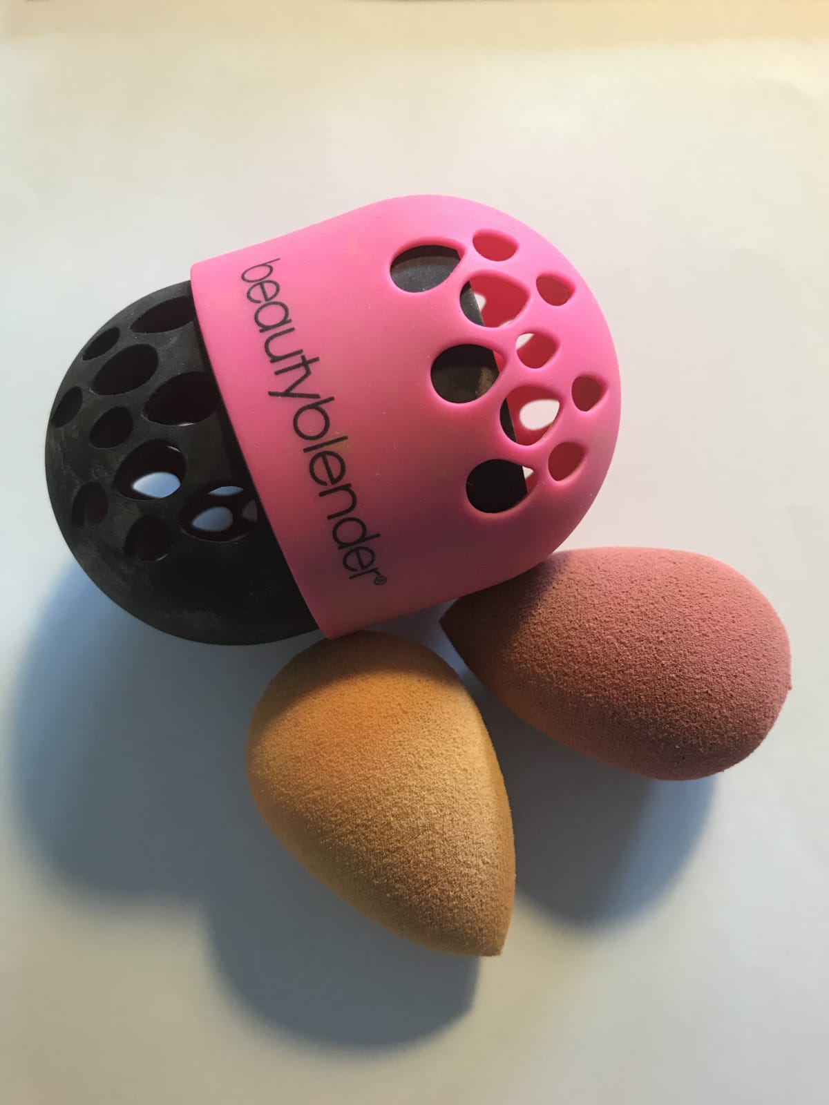 The original beautyblender Blender Defender The original