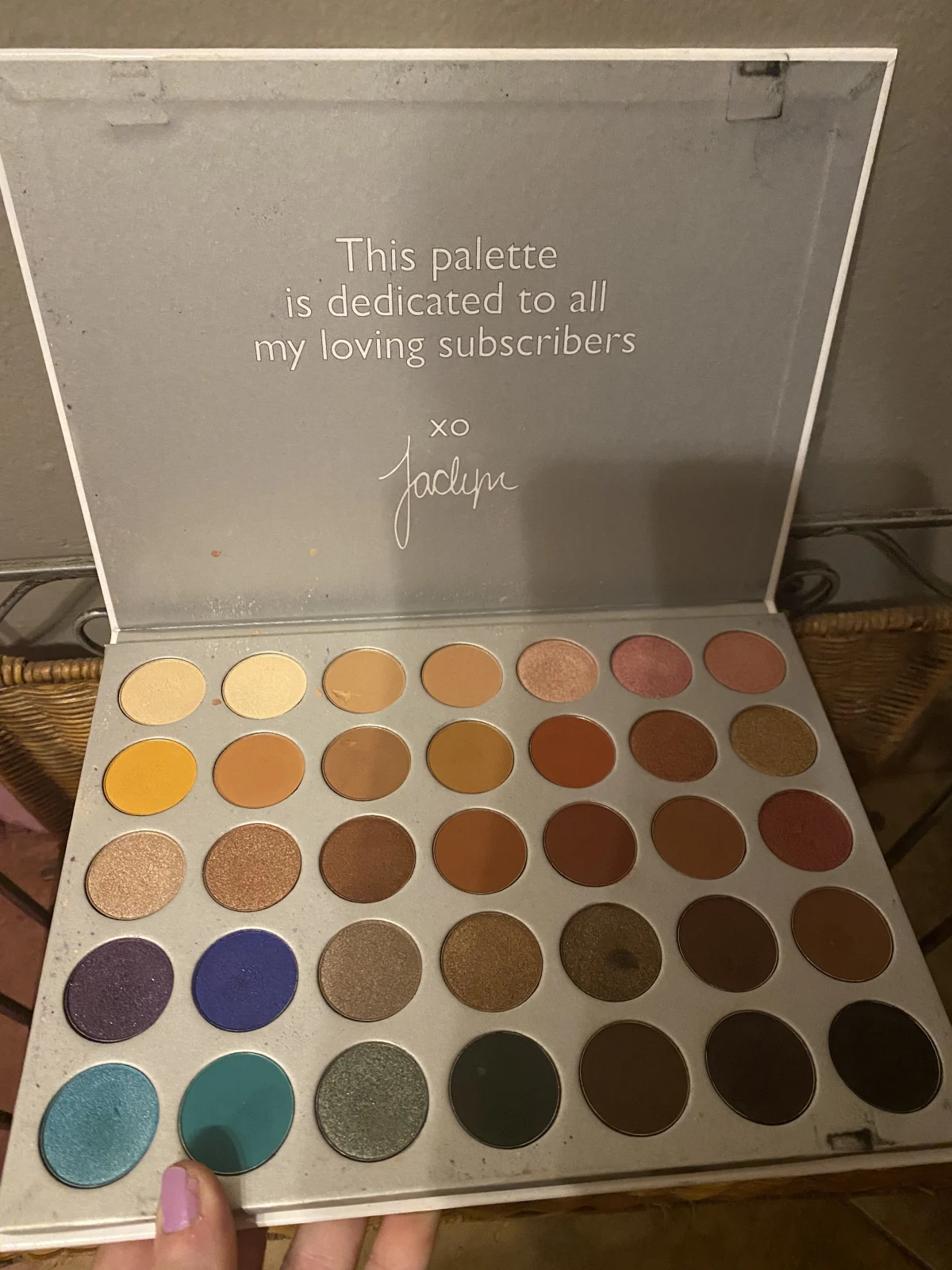 THE JACLYN HILL EYESHADOW PALETTE - review image