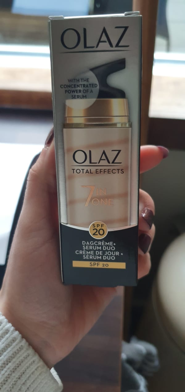 Ontrouw appel Agnes Gray Olaz Total Effects 7in1 Direct Gladmakend - 50ml - Serum | Olaz Fine serum  - We Are Eves: honest cosmetic reviews.