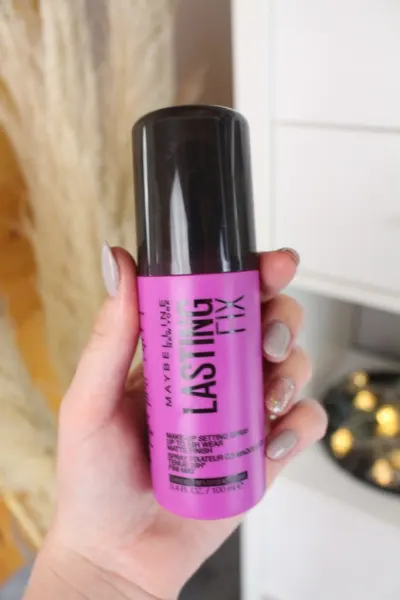 review image Maybelline-lasting-fix-setting-spray-683x1024_tuixxq