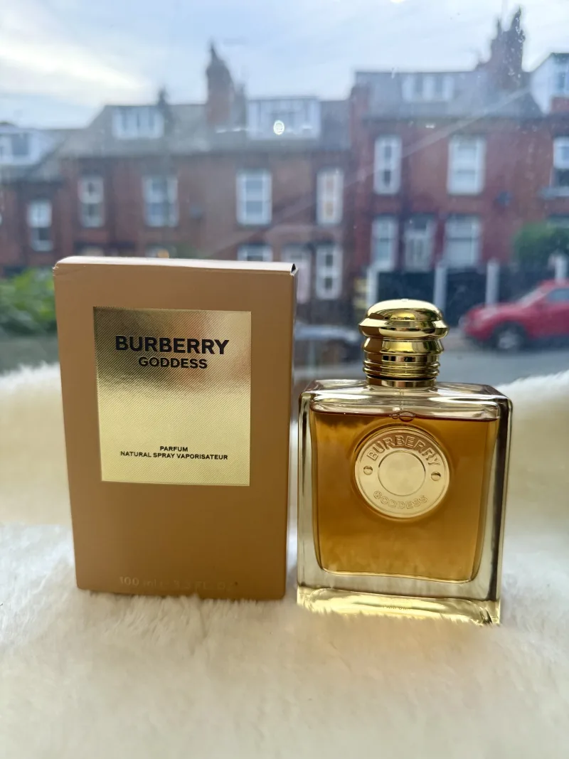 BURBERRY Goddess Eau de Parfum | Burberry | BURBERRY GODDESS - We