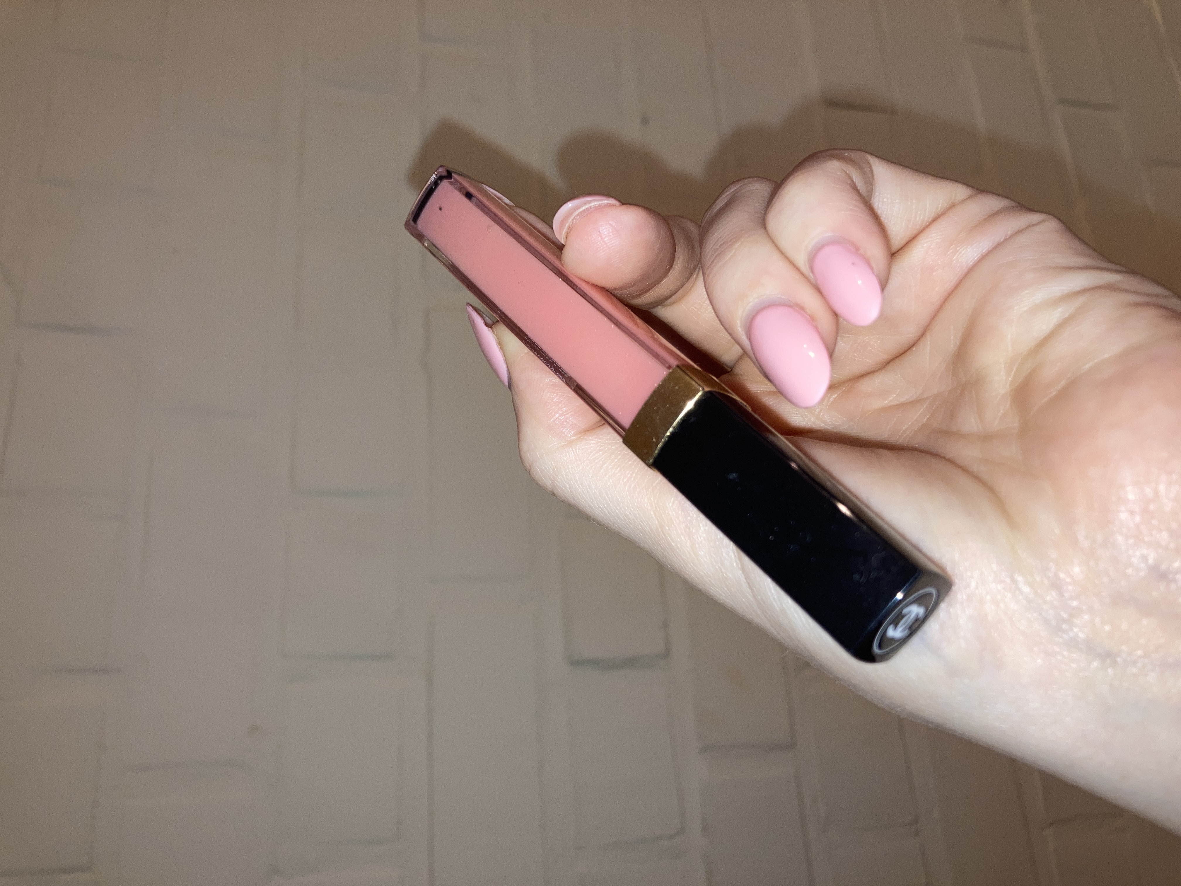 chanel black tie lip gloss