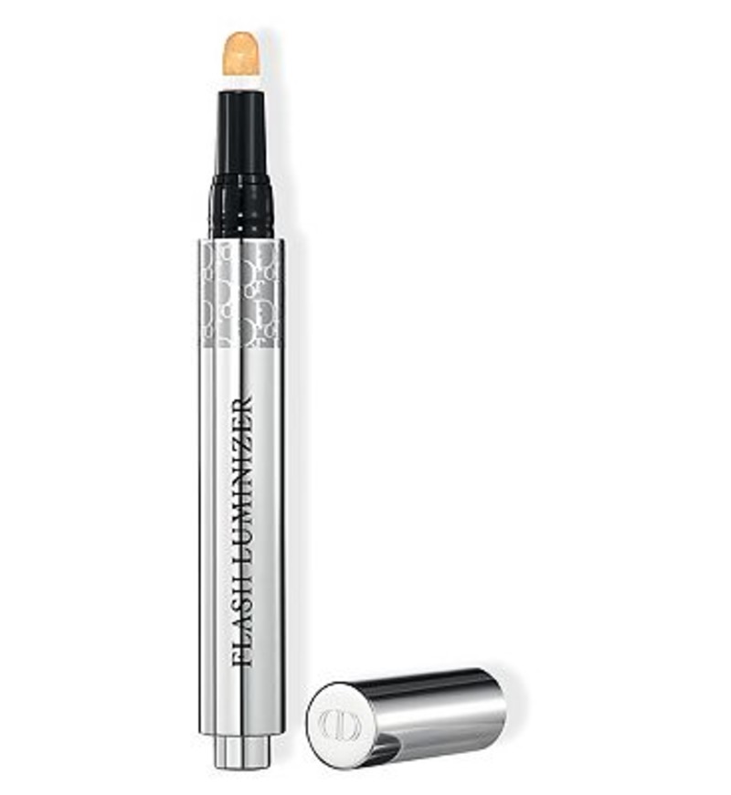 DIOR BS Pros Flash Luminizer 520 Pearly Gold 520 Pearly Gold Christian Dior We Are Eves honest cosmetic reviews