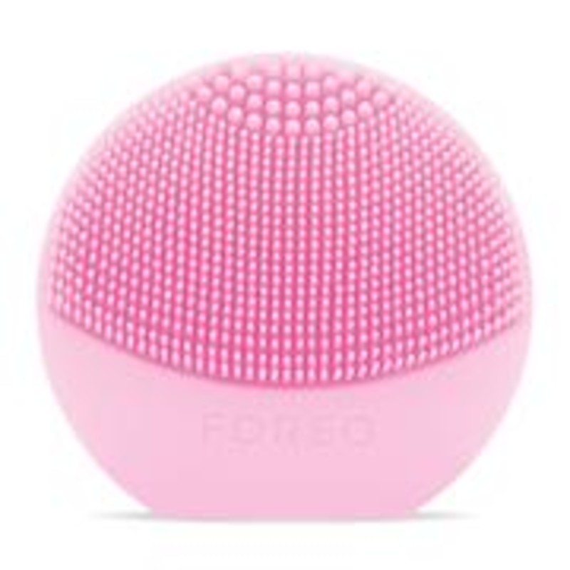 review image https://cdn.weareeves.com/shopify/s/files/1/0012/9669/5349/products/FOREO_LUNA_Play_Pearl_Pink_1490023078_listing.jpg