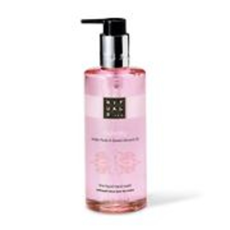 review image https://cdn.weareeves.com/shopify/s/files/1/0012/9669/5349/products/Rituals_Serenity_Fine_Liquid_Hand_Wash_300ml_1376317731_listing.jpg