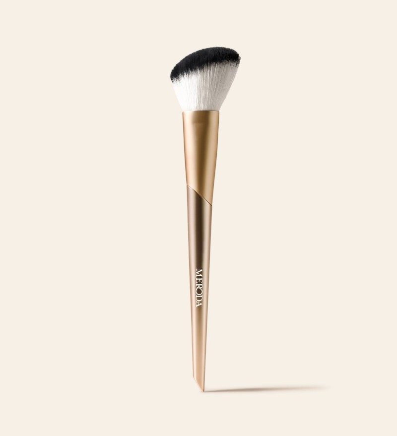 Image of Vibrant Cheeks Blush Brush - Meroda